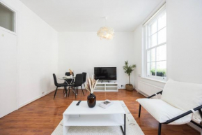 Spacious 1 BR London Bridge